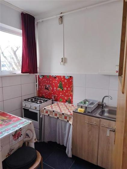 Garsoniera 31mp Bld Independentei de inchiriat - 2