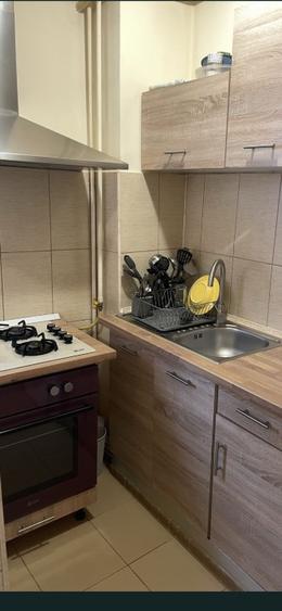 Garsoniera- Tractorul langa- Coresi Mall - 2