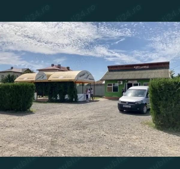 Teren de vanzare 2400m,magazin mixt + sta?ie GPL, func?ionale,autoriza?ii la zi,Peri?oru,CL - 1