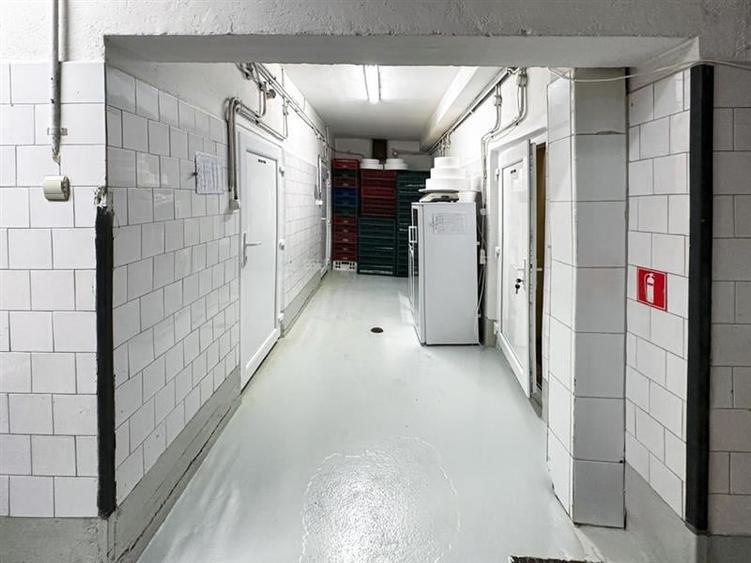 VANZARE SPATIU COMERCIAL CU LABORATOR PRODUCTIE, ULTRACENTRAL IN BRASOV - 10