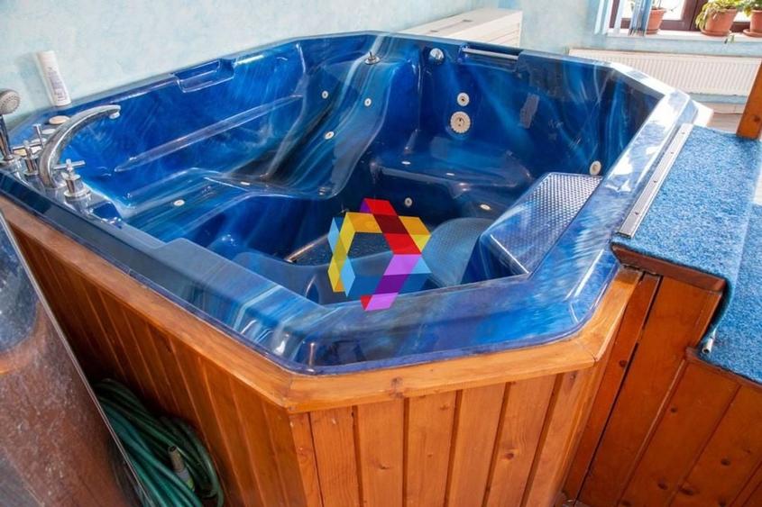 Conac cu piscina - 1810 mp - 13