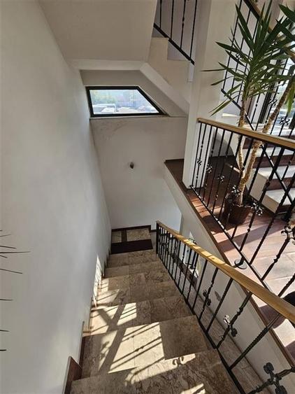 SPATIU DE INCHIRIAT IN ONESTI LANGA GARA, ZONA DE JOS - 3