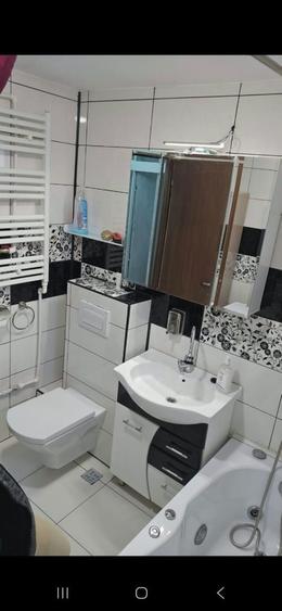 Proprietar apartament 4 camere la metrou gorjului - 8