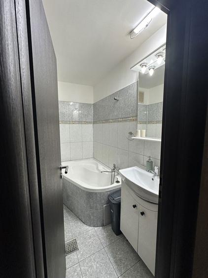 Gara - 2 camere decomandate - 4