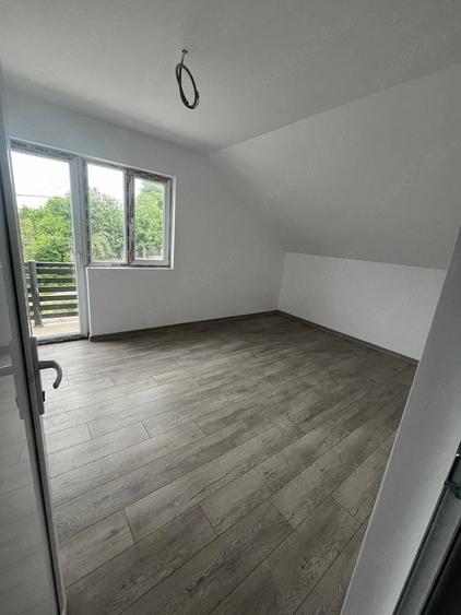 Casă cu 3 camere cu Teren 400 Mp în Ștefănești