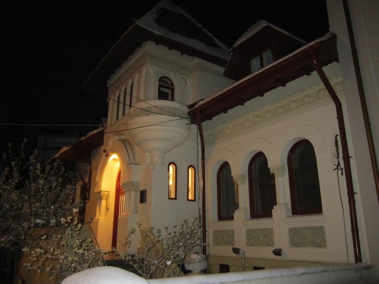 Cismigiu - Stirbei Voda, D+HP+M, parcare, renovata 2018 - 1