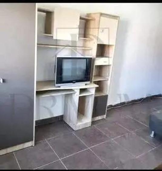 Garsoniera - Decomandat - Mobilat si Utilat - Zona Girocului - 1