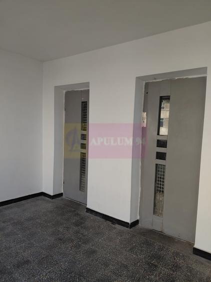 Vanzare garsoniera Iuliu Maniu-Militari, metrou M3 statia Lujerului - 1