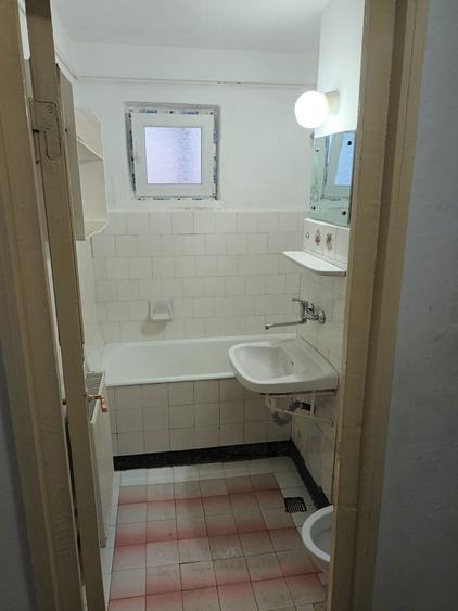 Inchiriez 2 camere, et. 4, in fata la Restaurant Miorita - 6