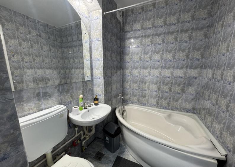 Apartament 2 camere, 50 mp, zona Hotel Rocca - 2
