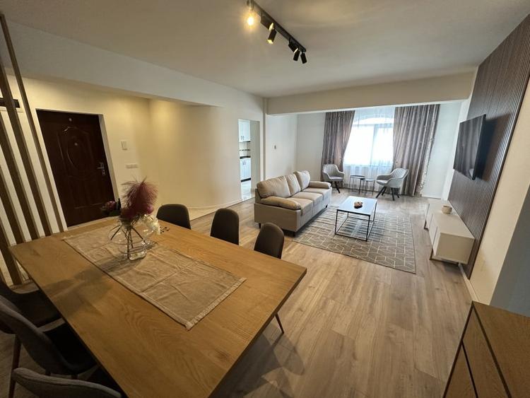 Apartament 3 camere lux zona Milea - 2