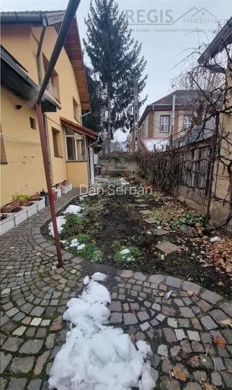 Casa de 5 camere , zona Brasovul Vechi