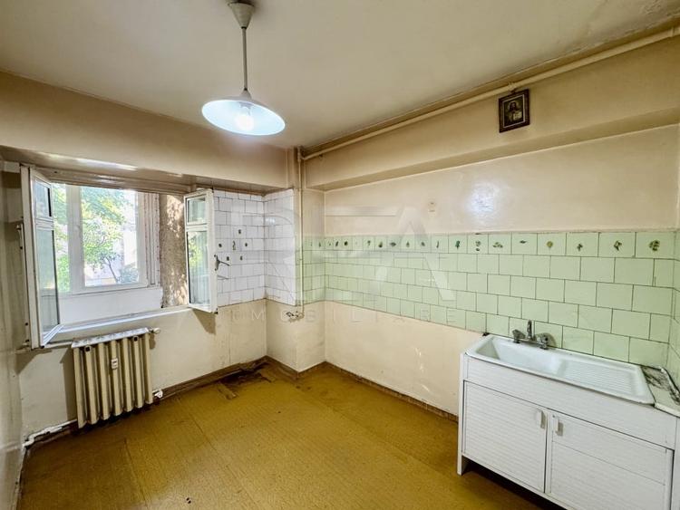 3 camere cu vedere pe spate in Banu Manta | bloc 1978 - 8