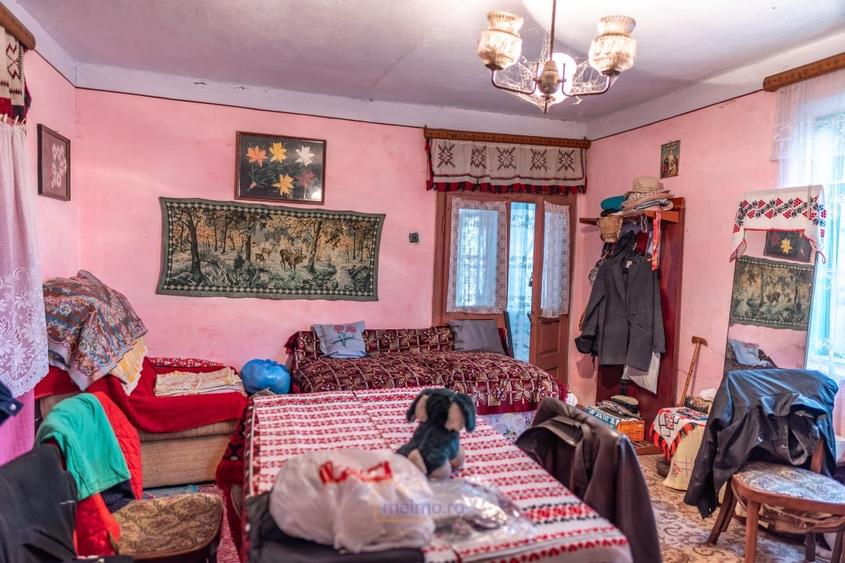 Casă individuală cu 3 camere cu Teren 1010 Mp în Măgirești