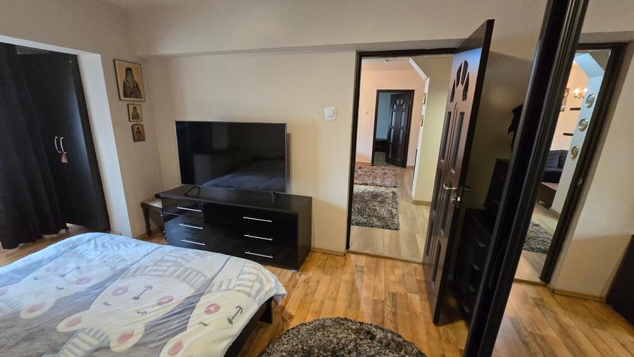 3 camere de vanzare  , etajul 1, ultracentral, Focsani - 20