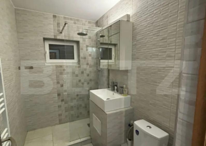 Apartament cu 2 camere zona Decebal - 10