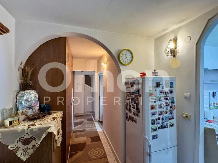 Apartament 3 camere de vânzare | zona Vasile Alecsandri | etaj 4 | - 1