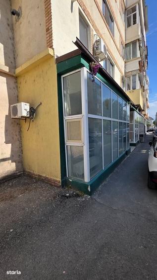 Spațiu comercial, de 120 mp, în Central