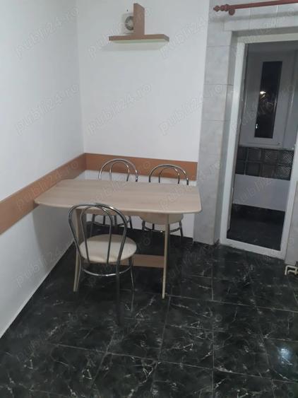 Inchiriez apartament 3 camere - 8