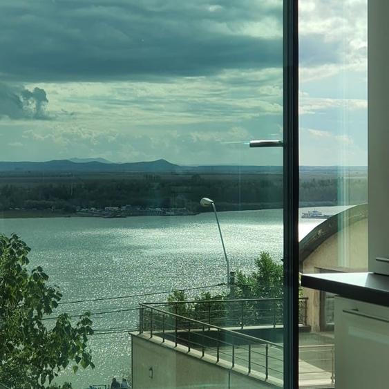 Apartament deosebit situat pe faleza Dunării- prima închiriere - 1