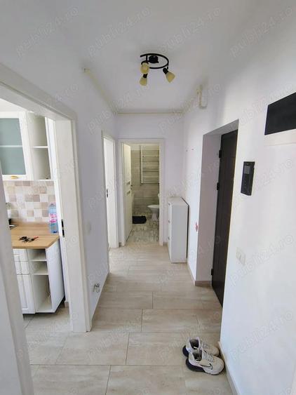 Proprietar direct ofer spre inchiriere apartament 2 camere decomandat. - 2