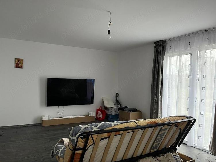 Vand doua corpuri de casa - 6