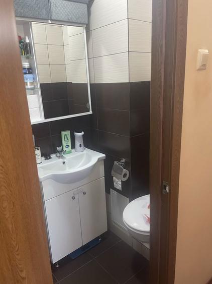 Apartament de vanzare - 4