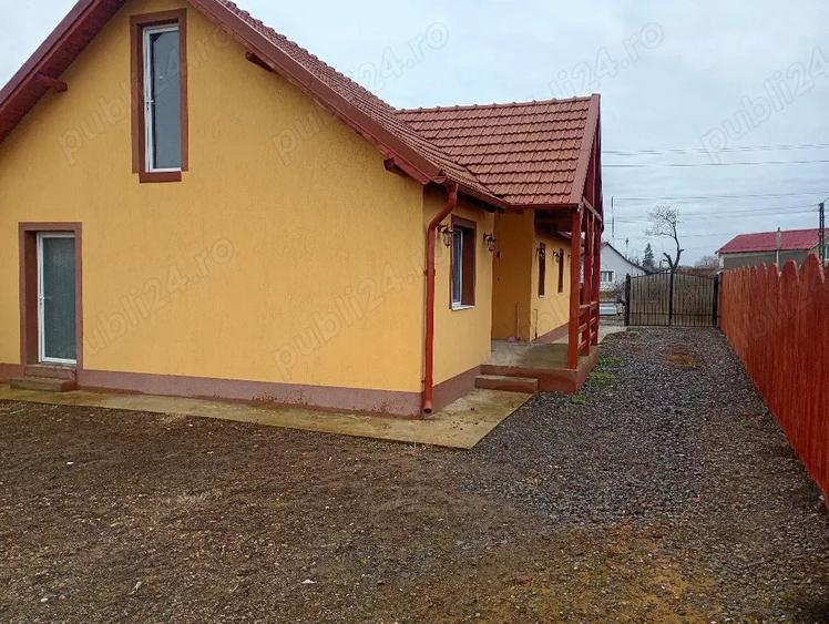 Casa de vanzare comuna Vinga - 1