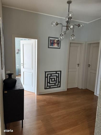 Apartament cu 3 camere în Tomis Plus