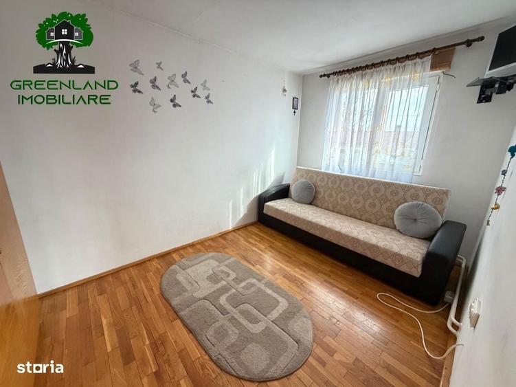 Casa in oras, 4 camere, 202 mp, anexa, garaj, Podu de Fier - 1