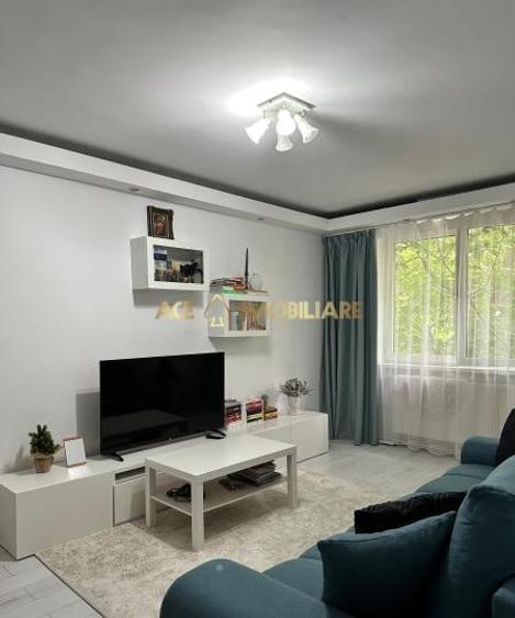 2 Camere de inchiriat | Aparatorii Patriei | Metrou | Parcare - 1