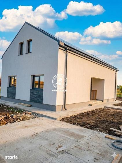 Casă cu 3 camere cu Teren 750 Mp în Aroneanu