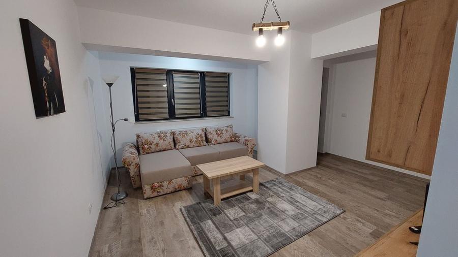 Apartament cu 2 camere decomandat în Ultracentral