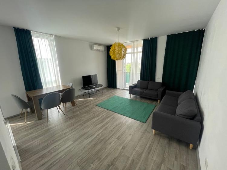 Apartament cu 3 camere decomandat, mobilat în Lipovei