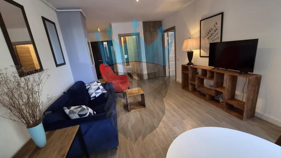 Apartament cu 2 camere decomandat, mobilat în P-ța Victoriei