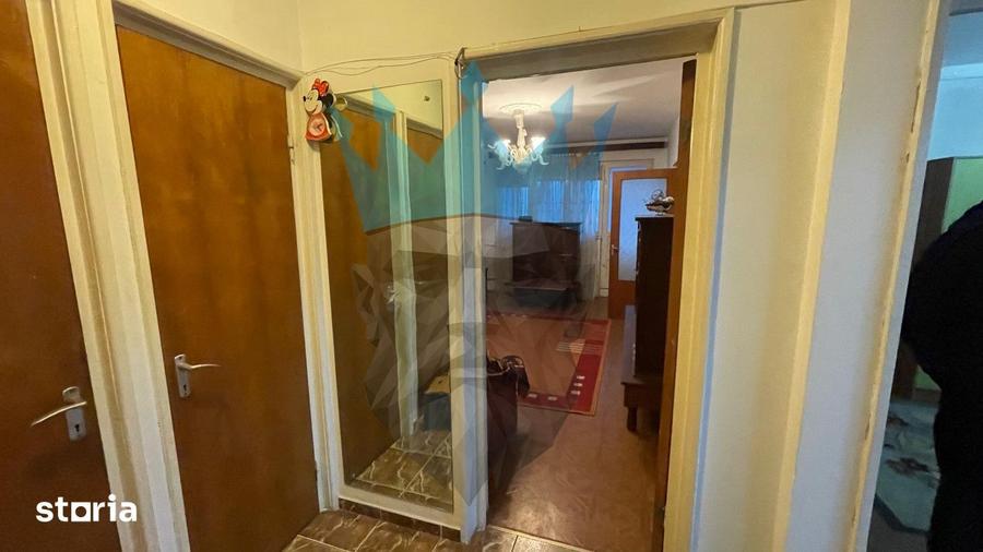 Apartament cu 3 camere, mobilat în Drumul Taberei