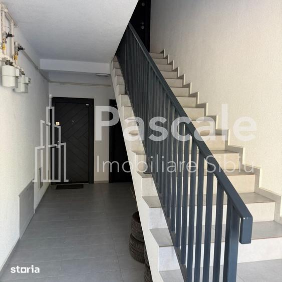 Apartament cu 3 camere în Cristian