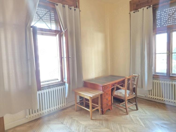 Apartament cu 3 camere decomandat în Ultracentral