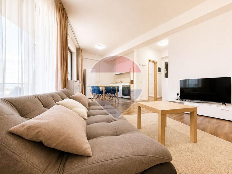 Apartament cu 2 camere semidecomandat, mobilat în Pipera