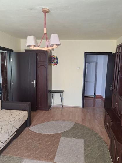 Apartament cu 2 camere în Drumul Carului