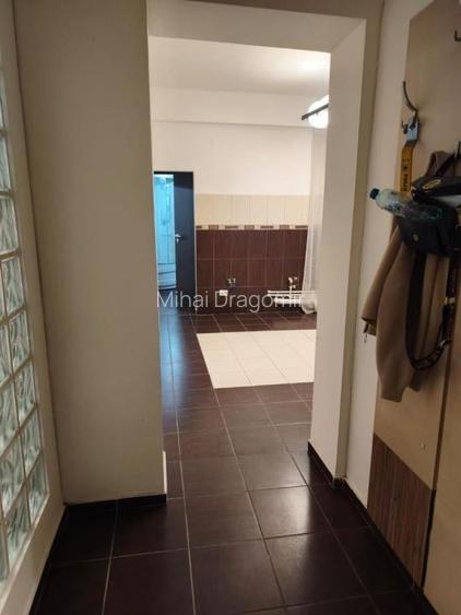 Apartament 3 camere de vânzare – Căderea Bastiliei