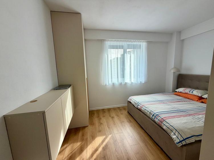 Apartament cu 3 camere decomandat în Ampoi 3