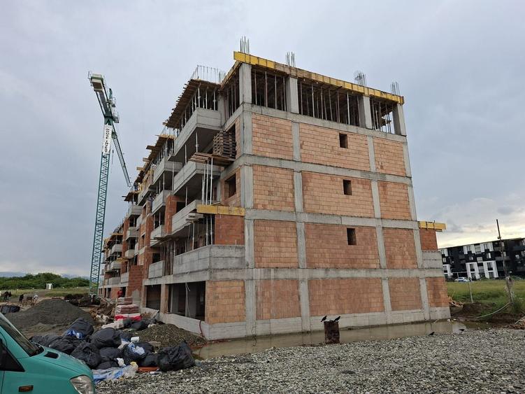 Apartament cu 2 camere decomandat în Șelimbăr