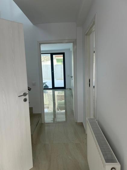 Vilă individuală P+1  5 camere 3 băi Zona Giulesti - 17