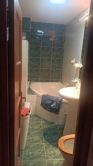 De vanzare apartament 3 camere zona Monitorul Oficial - 8