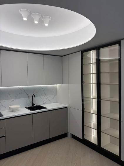 De Inchiriat Apartament 3 camere Cortina North - 2