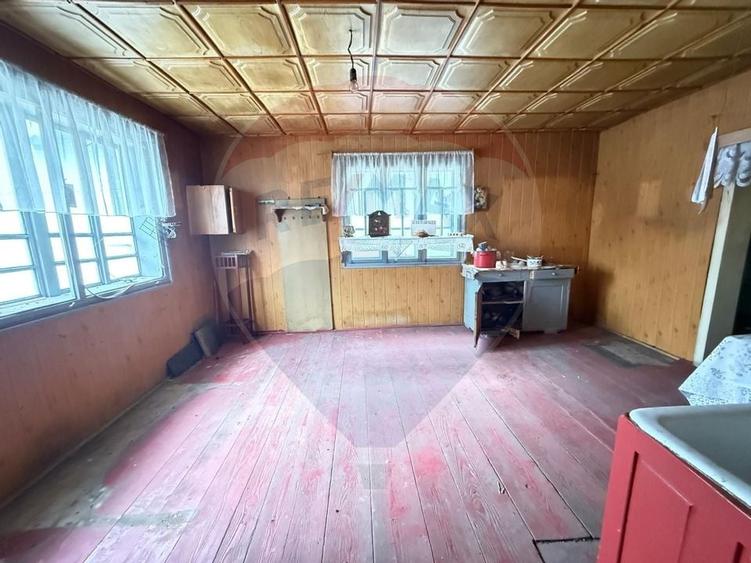 Casă cu Teren de Vânzare în Gura Humorului – strada Pajiștei - 13