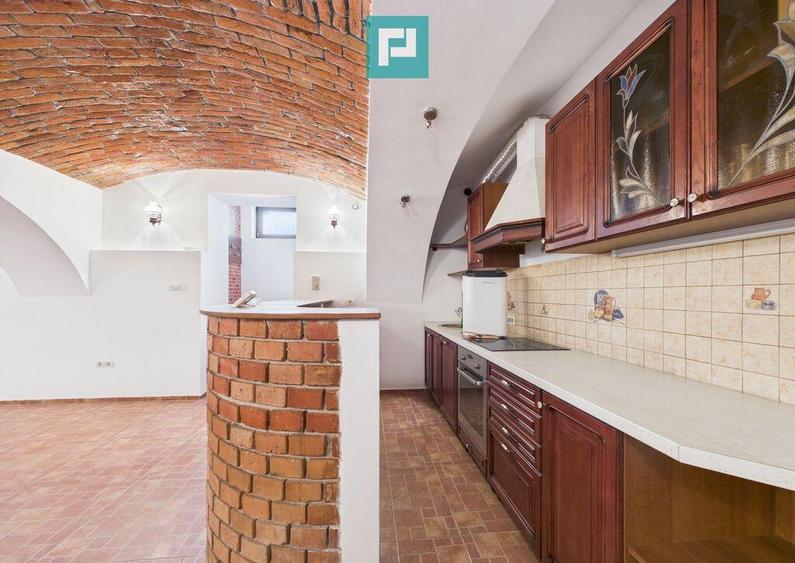 Apartament pe 3 niveluri - ultracentral, Arad - 16