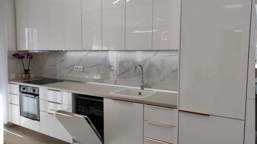 Apartament cu 2 camere decomandat în Pipera