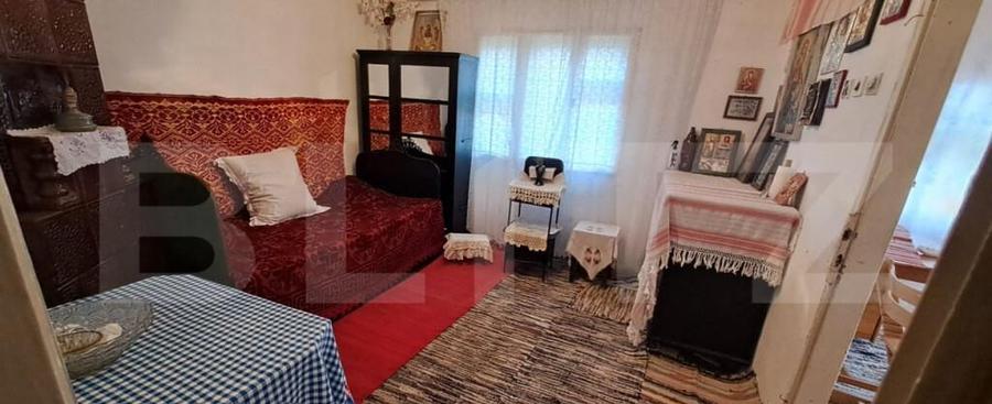 Voinesti Casa batraneasca, de vanzare, 70 mp - 3